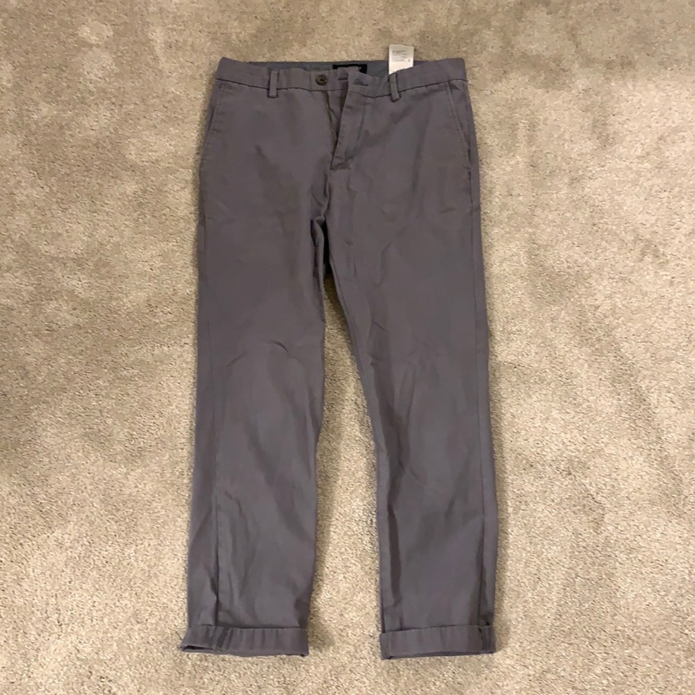 Banana Republic Grey Chino Pants 31x32
